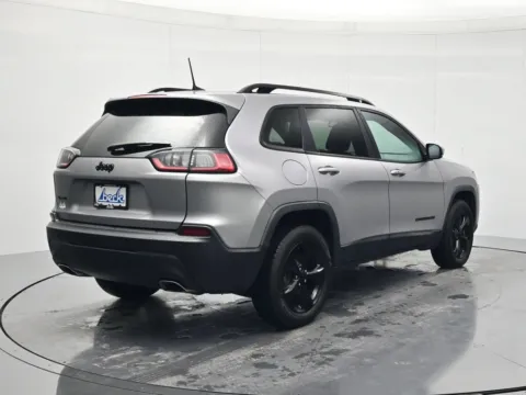 More photos of 2019 Jeep Cherokee Latitude Plus at Beck Chrysler Dodge Jeep RAM, FL