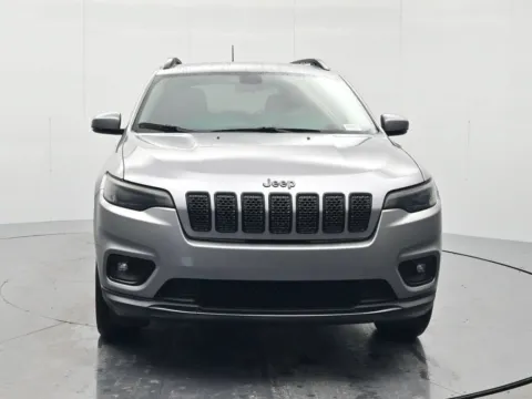 Photos of 2019 Jeep Cherokee Latitude Plus for sale in Palatka, FL at Beck Chrysler Dodge Jeep RAM
