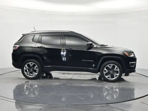 More photos of 2018 Jeep Compass Limited at Beck Chrysler Dodge Jeep RAM, FL