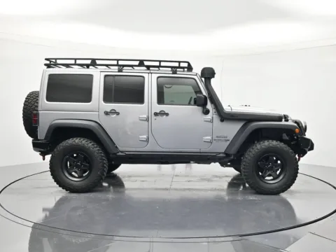 More photos of 2018 Jeep Wrangler JK Unlimited Rubicon at Beck Chrysler Dodge Jeep RAM, FL