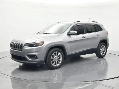 Silver 2019 Jeep Cherokee Latitude Plus for sale in Palatka, FL
