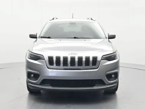 Photos of 2019 Jeep Cherokee Latitude Plus for sale in Palatka, FL at Beck Chrysler Dodge Jeep RAM