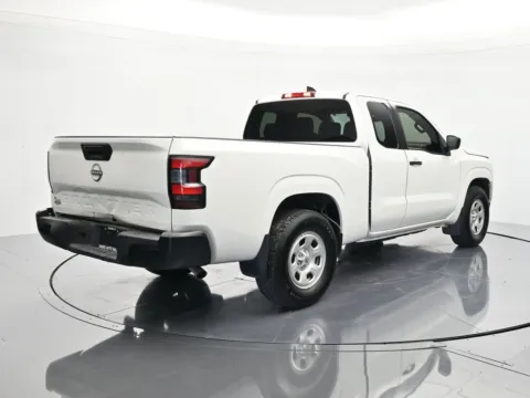 More photos of 2022 Nissan Frontier S at Oasis Auto Sales, FL