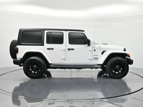 More photos of 2018 Jeep Wrangler Unlimited Sahara at Oasis Auto Sales, FL