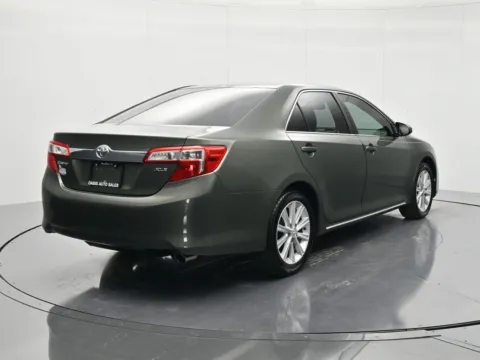 More photos of 2013 Toyota Camry XLE at Oasis Auto Sales, FL