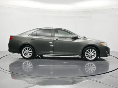 More photos of 2013 Toyota Camry XLE at Oasis Auto Sales, FL