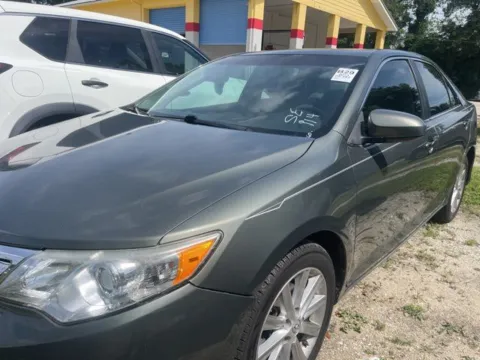 Green 2013 Toyota Camry XLE for sale in Palatka, FL