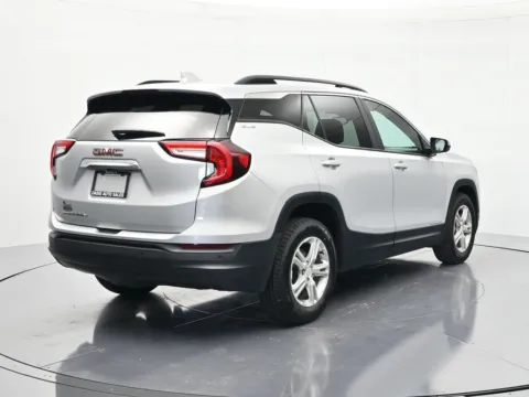 More photos of 2022 GMC Terrain SLE at Oasis Auto Sales, FL