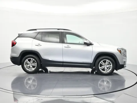 More photos of 2022 GMC Terrain SLE at Oasis Auto Sales, FL