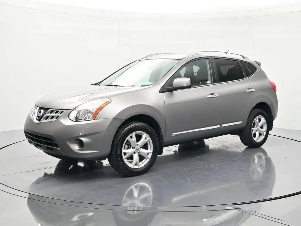 Used 2011 Nissan Rogue SV with VIN JN8AS5MT0BW183369 for sale in Palatka, FL