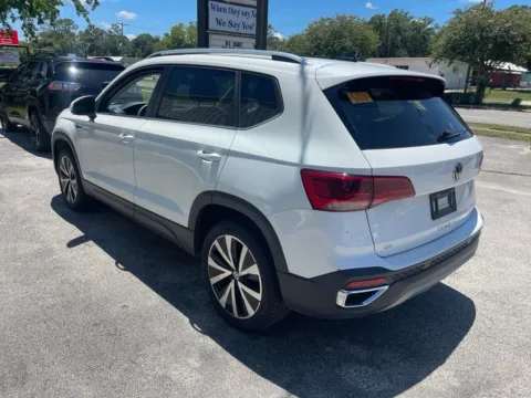 More photos of 2024 Volkswagen Taos 1.5T SE at Oasis Auto Sales, FL