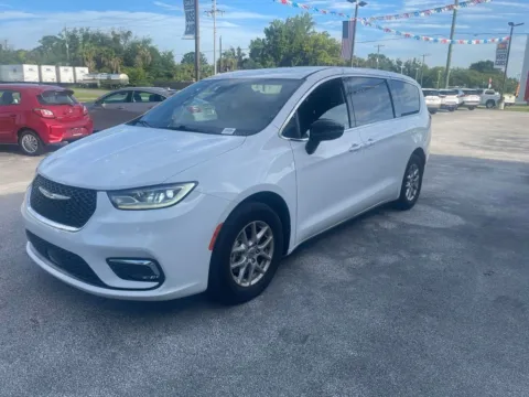 More photos of 2024 Chrysler Pacifica Touring at Oasis Auto Sales, FL
