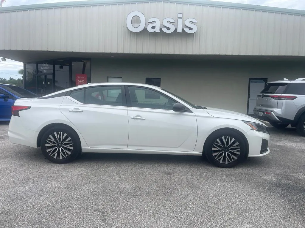2024 Nissan Altima 2.5 SV