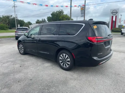 More photos of 2023 Chrysler Pacifica Hybrid Touring L at Oasis Auto Sales, FL