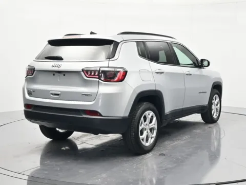 More photos of 2024 Jeep Compass Latitude at Oasis Auto Sales, FL