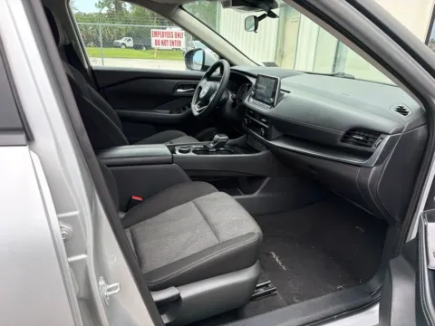 More photos of 2024 Nissan Rogue SV at Oasis Auto Sales, FL