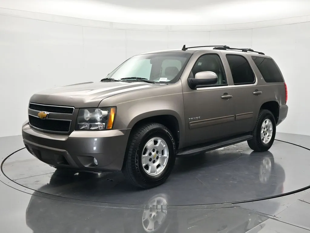 Gray 2013 Chevrolet Tahoe LT for sale in Palatka, FL