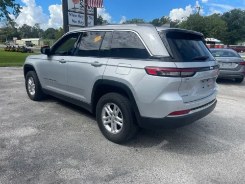 More photos of 2023 Jeep Grand Cherokee Laredo at Oasis Auto Sales, FL