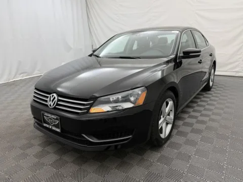 Photos of 2013 Volkswagen Passat SE w/Sunroof for sale in Arlington Heights, IL at Autos of Chicago