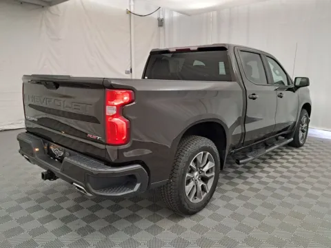 Another view of 2019 Chevrolet Silverado 1500 RST for sale in Arlington Heights, IL at Autos of Chicago