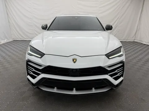 Another view of 2021 Lamborghini Urus Pearl Capsule for sale in Arlington Heights, IL at Autos of Chicago