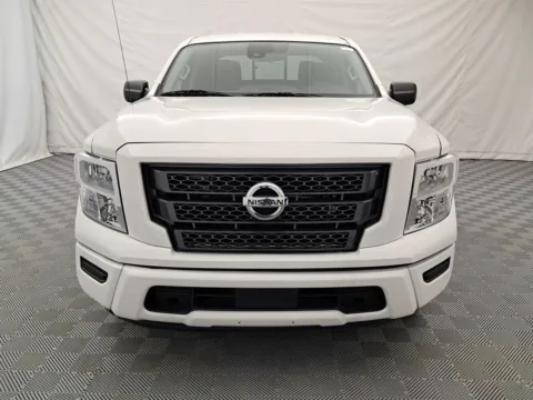 Photos of 2023 Nissan Titan SV for sale in Arlington Heights, IL at Autos of Chicago