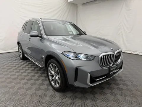 Another view of 2024 BMW X5 sDrive40i for sale in Arlington Heights, IL at Autos of Chicago