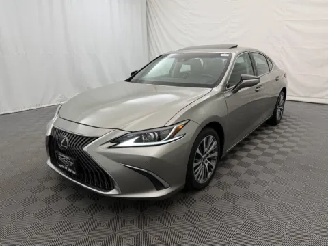 Photos of 2019 Lexus ES 350 for sale in Arlington Heights, IL at Autos of Chicago