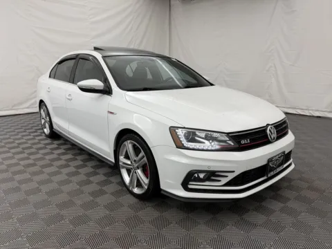 Photos of 2016 Volkswagen Jetta Sedan 2.0T GLI SEL for sale in Arlington Heights, IL at Autos of Chicago