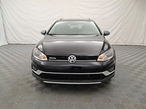Photos of 2017 Volkswagen Golf Alltrack SEL for sale in Arlington Heights, IL at Autos of Chicago