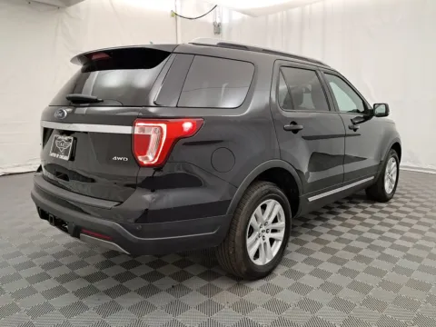 Another view of 2019 Ford Explorer XLT for sale in Arlington Heights, IL at Autos of Chicago