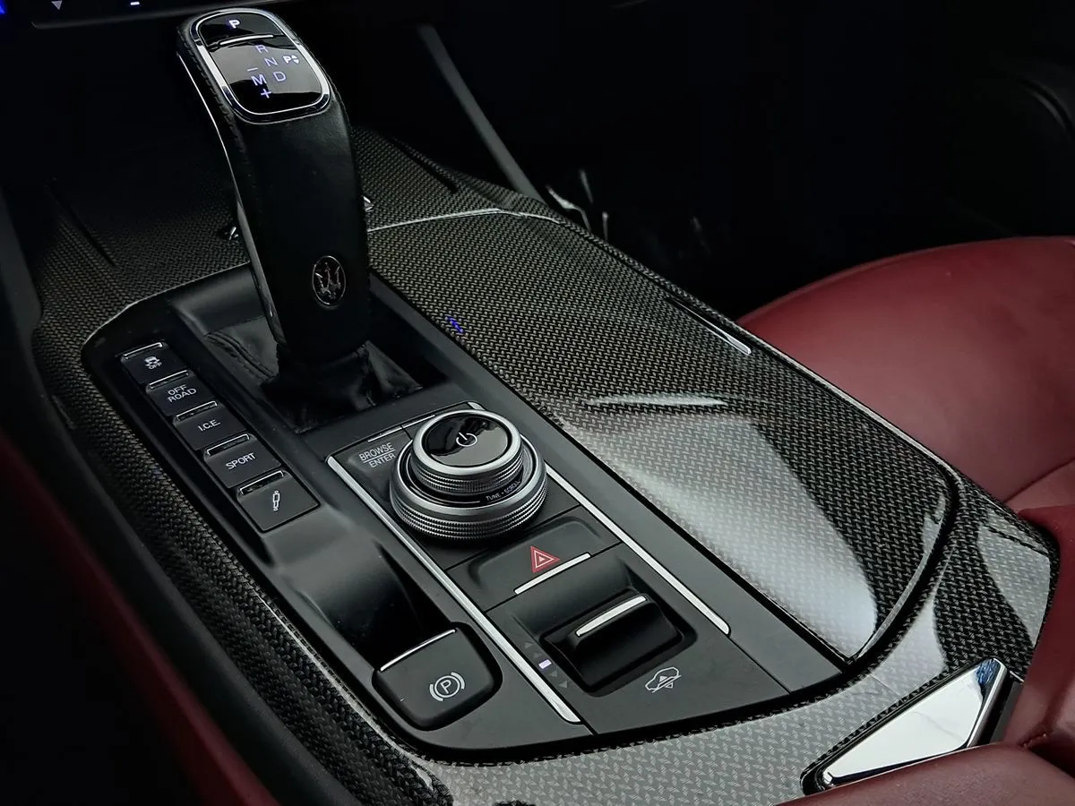 2021 Maserati Levante S - Photo 14