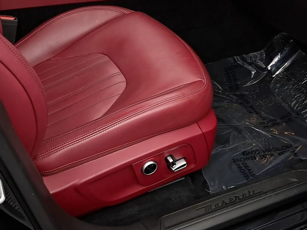 2021 Maserati Levante S - Photo 31
