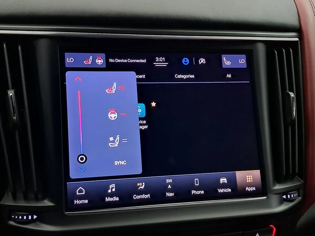 2021 Maserati Levante S - Photo 17