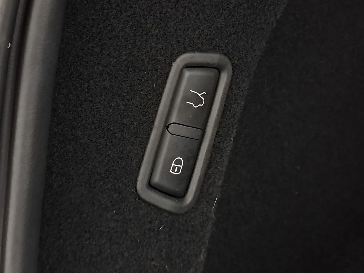 2021 Maserati Levante S - Photo 35