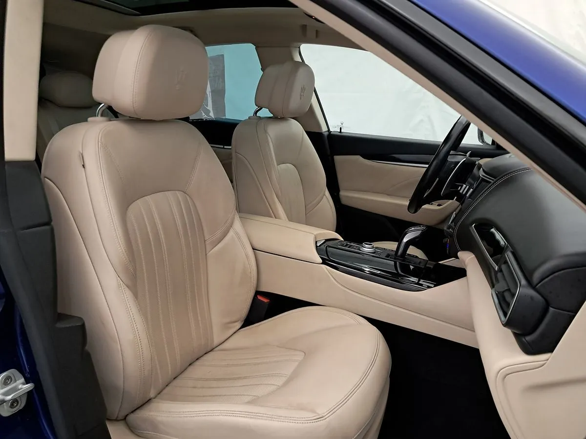 2021 Maserati Levante S - Photo 32