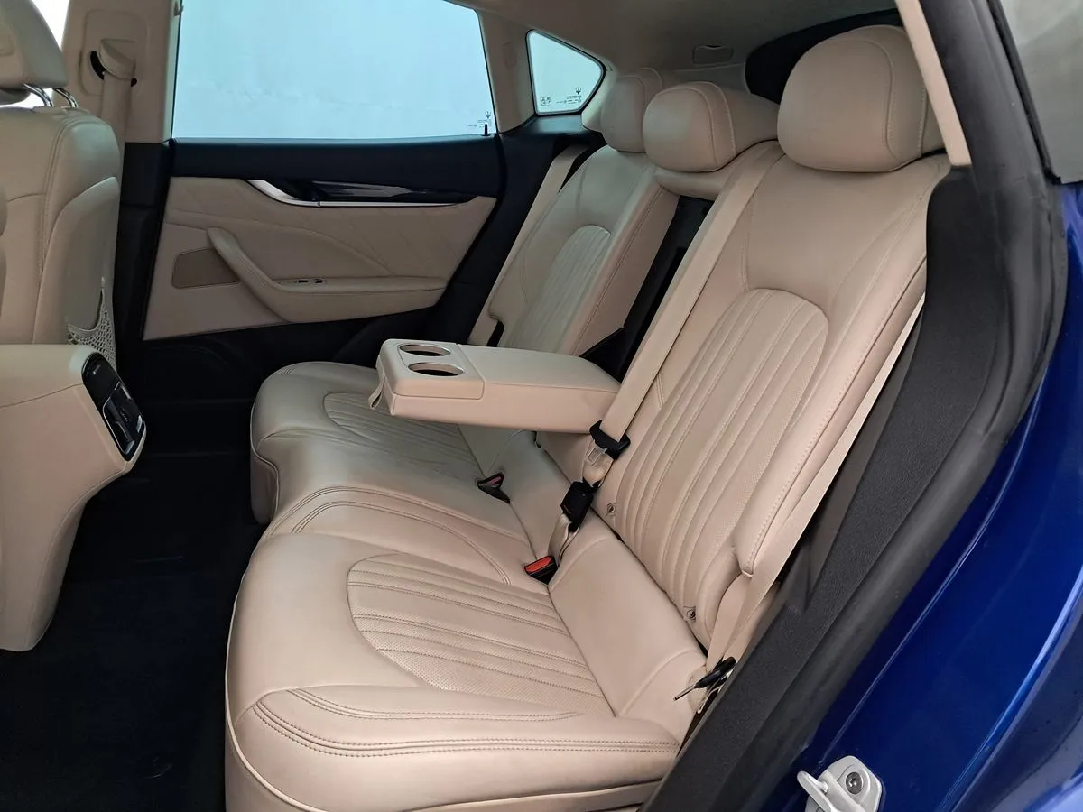2021 Maserati Levante S - Photo 30