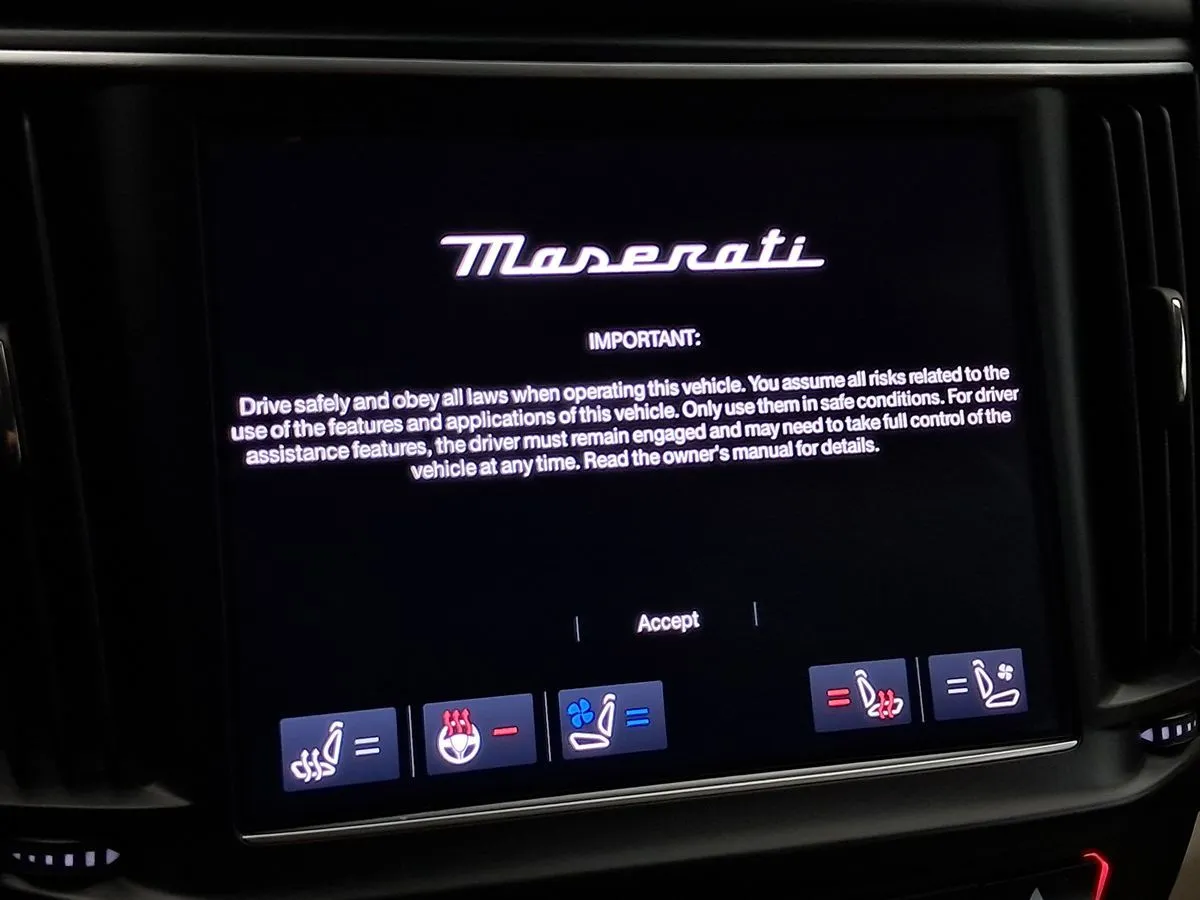 2021 Maserati Levante S - Photo 26