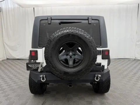 More photos of 2015 Jeep Wrangler Unlimited Rubicon at Autos of Chicago, IL