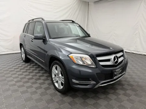 More photos of 2014 Mercedes-Benz GLK-Class GLK 350 at Autos of Chicago, IL