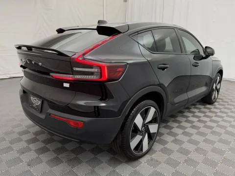 More photos of 2023 Volvo C40 Recharge Pure Electric Ultimate at Autos of Chicago, IL