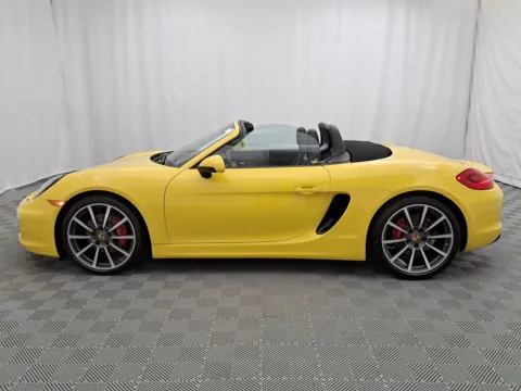 More photos of 2013 Porsche Boxster S at Autos of Chicago, IL