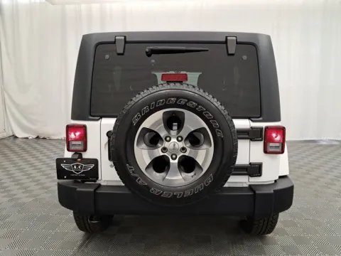 Another view of 2018 Jeep Wrangler JK Unlimited Sahara for sale in Arlington Heights, IL at Autos of Chicago