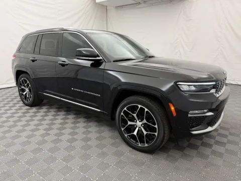 Another view of 2022 Jeep Grand Cherokee 4xe Summit Reserve for sale in Arlington Heights, IL at Autos of Chicago