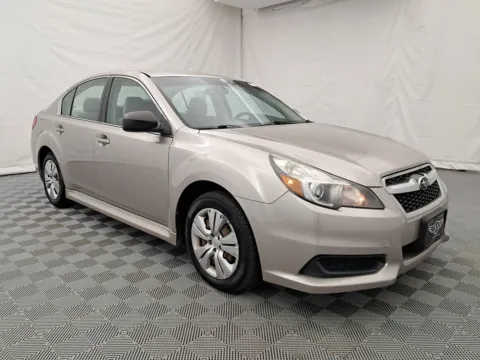 Photos of 2014 Subaru Legacy 2.5i for sale in Arlington Heights, IL at Autos of Chicago