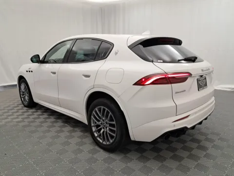 More photos of 2023 Maserati Grecale GT at Autos of Chicago, IL