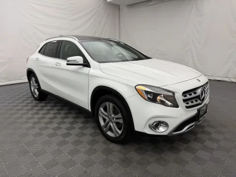 More photos of 2018 Mercedes-Benz GLA 250 at Autos of Chicago, IL