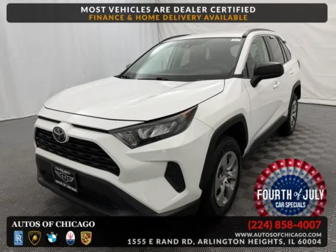 White 2019 Toyota RAV4 LE for sale in Arlington Heights, IL