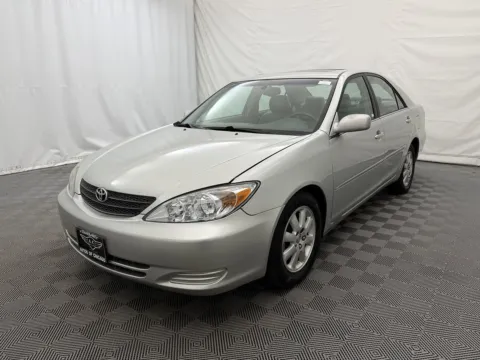Photos of 2002 Toyota Camry LE for sale in Arlington Heights, IL at Autos of Chicago