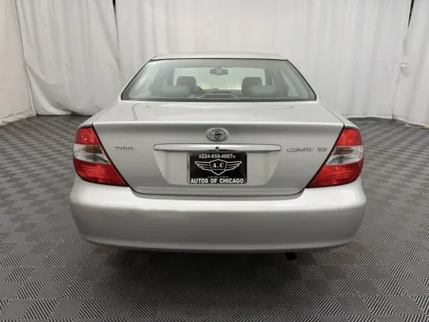 More photos of 2002 Toyota Camry LE at Autos of Chicago, IL